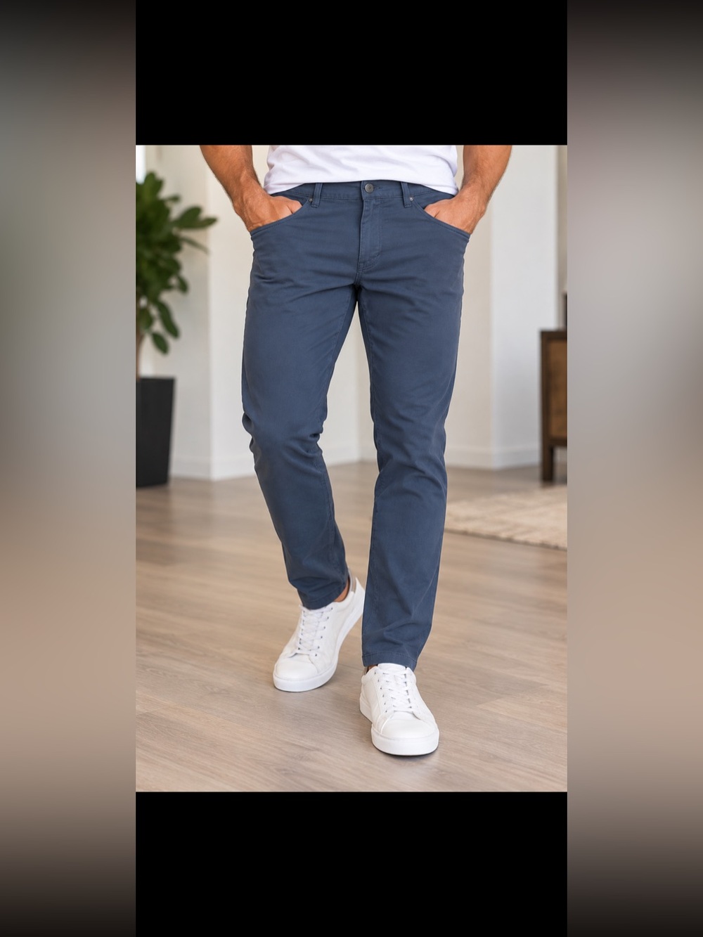 lululemon athletica Men's Slim Straight Jeans in Navy